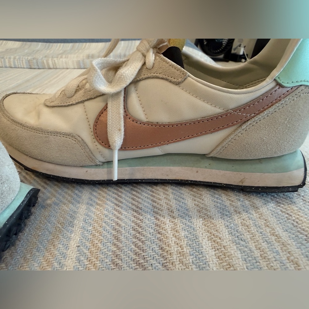 Nike Cream Sneakers with Brown Swoosh and Mint Heel - Picture 3 of 7